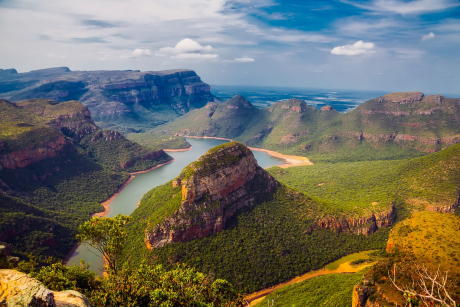 Sudafrika-Safari-Gruppe-Rundreise-Landschaft